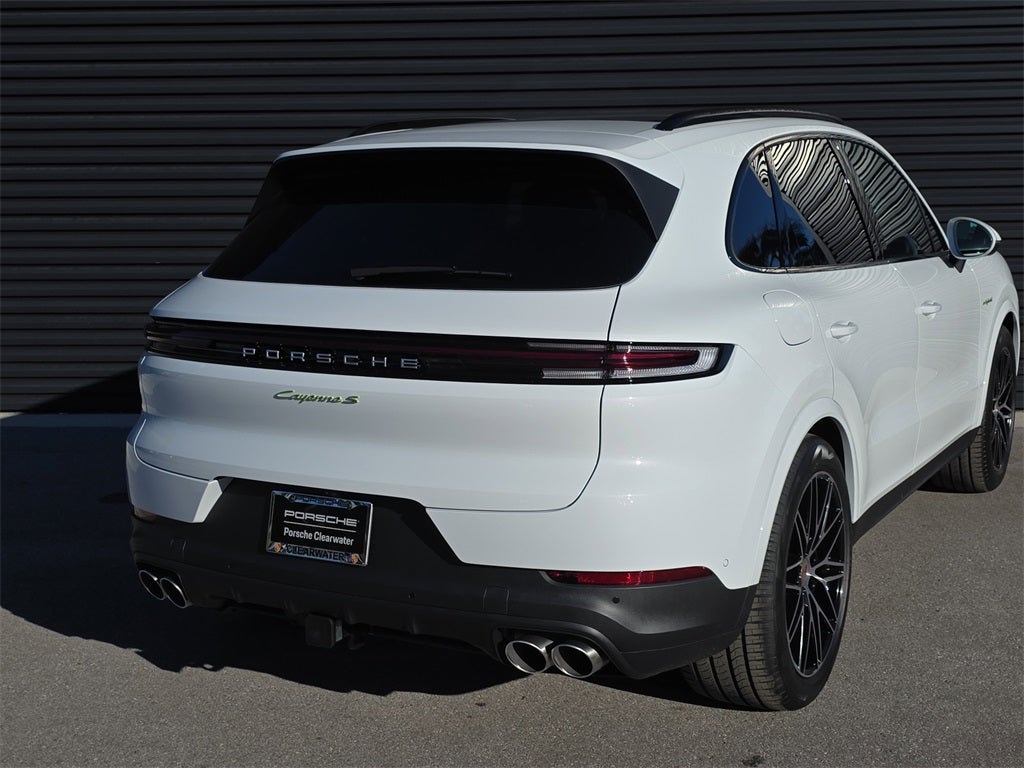 2026 Porsche Cayenne E-Hybrid S