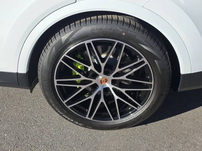 2026 Porsche Cayenne E-Hybrid S