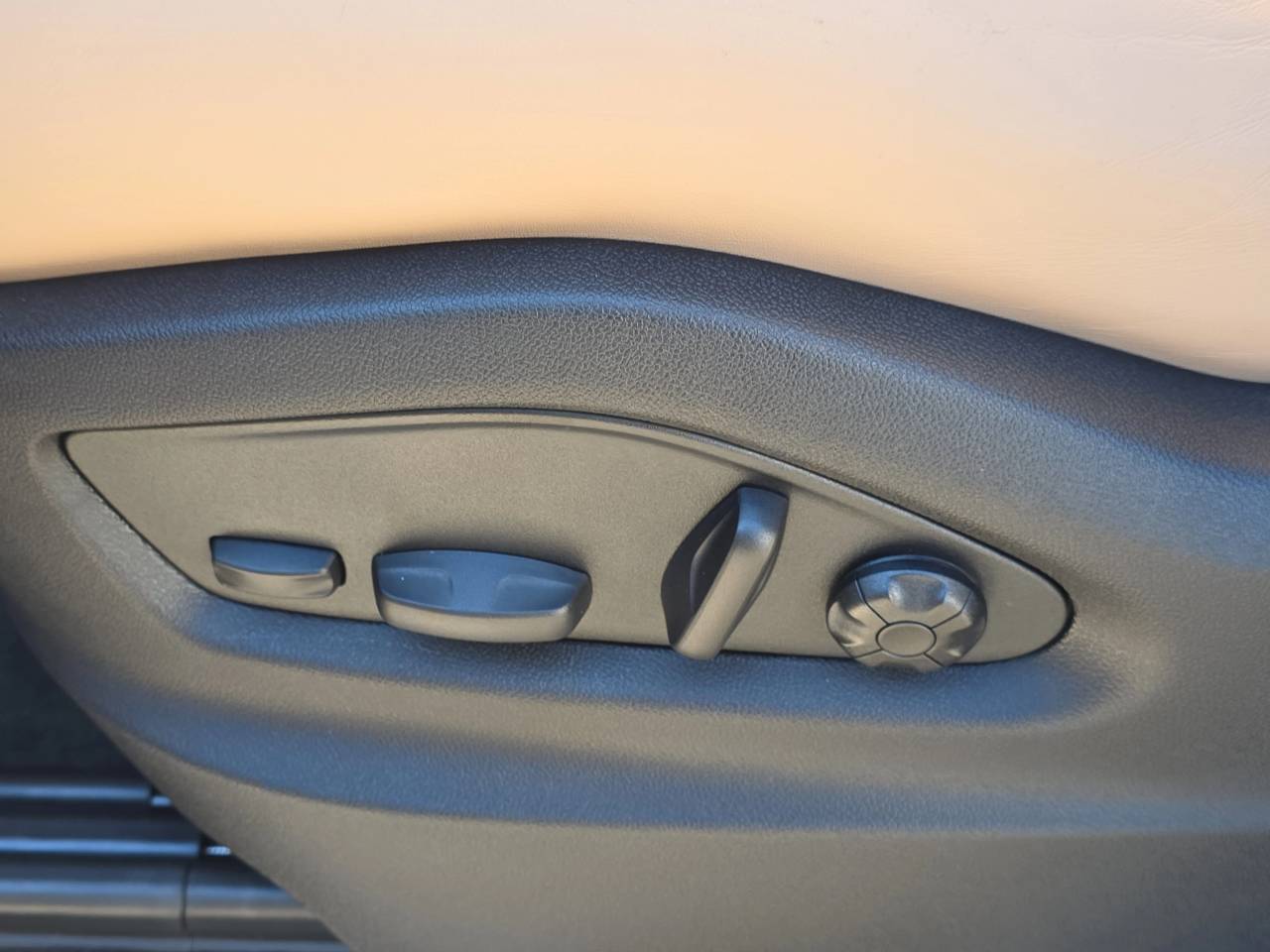 2026 Porsche Cayenne E-Hybrid S