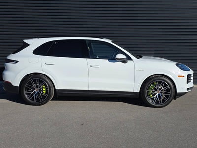 2026 Porsche Cayenne E-Hybrid S
