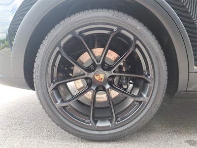 2025 Porsche Cayenne Coupe Base