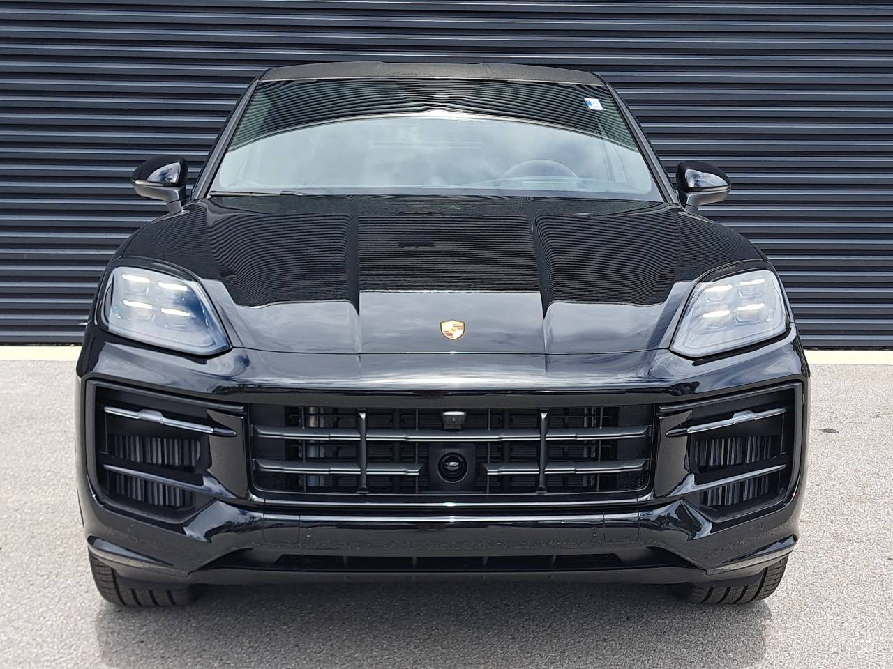 2025 Porsche Cayenne Coupe Base