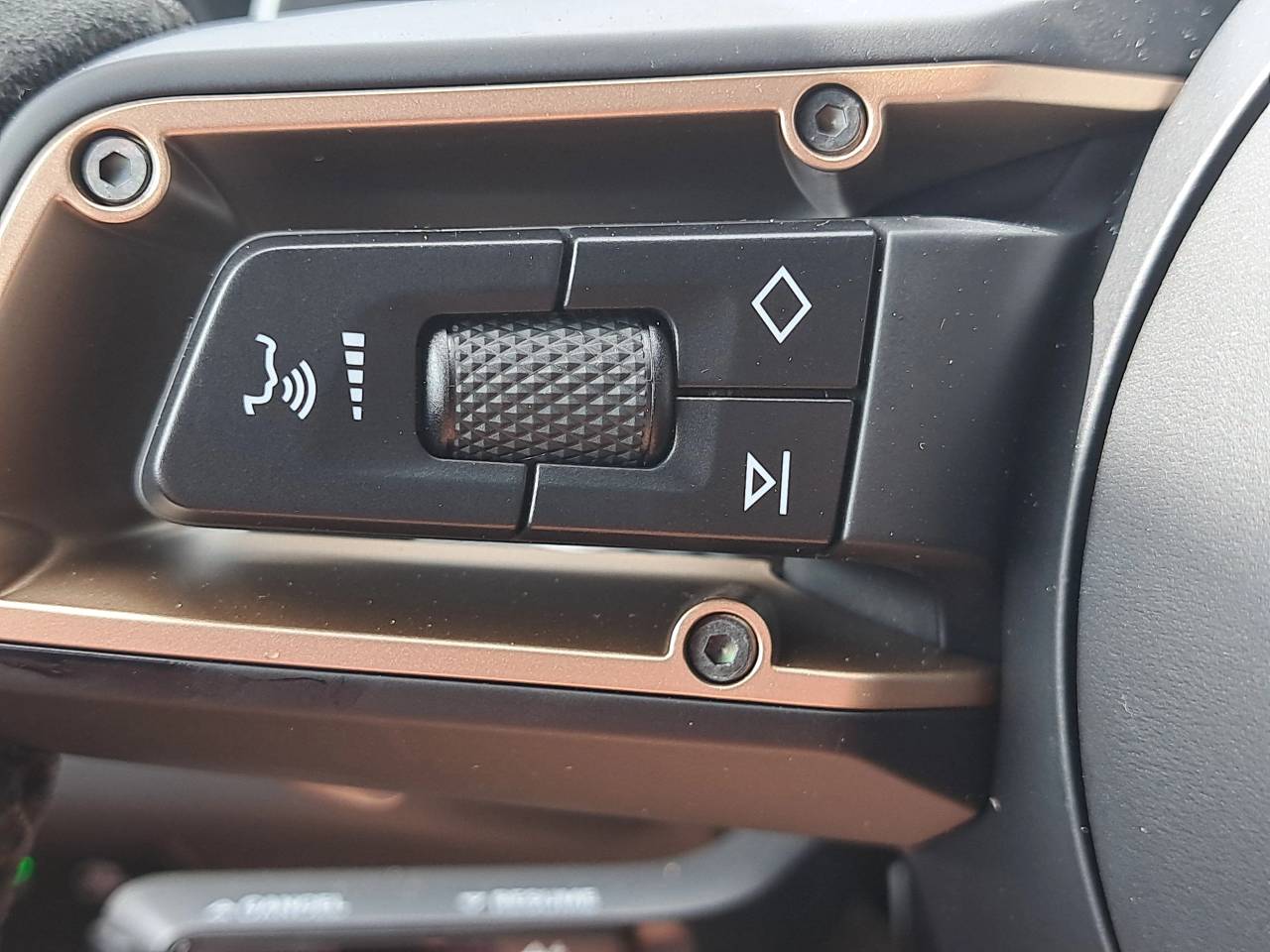 2025 Porsche Cayenne Coupe Base