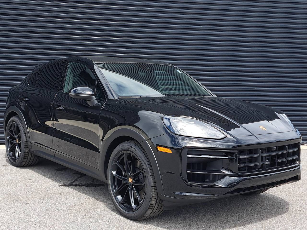 2025 Porsche Cayenne Coupe Base
