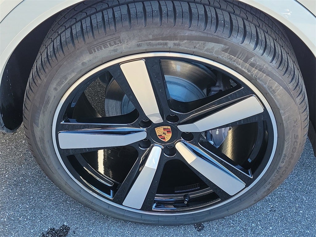 2026 Porsche Cayenne Coupe Base