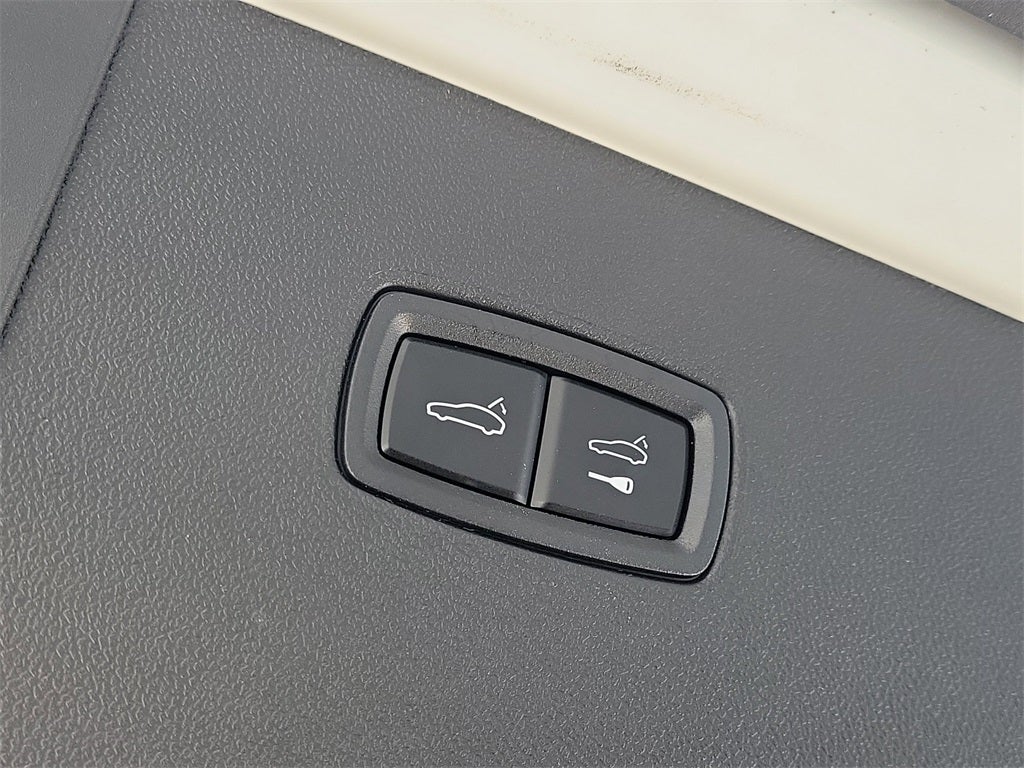 2026 Porsche Cayenne Coupe Base