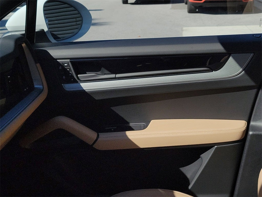 2026 Porsche Cayenne Coupe Base