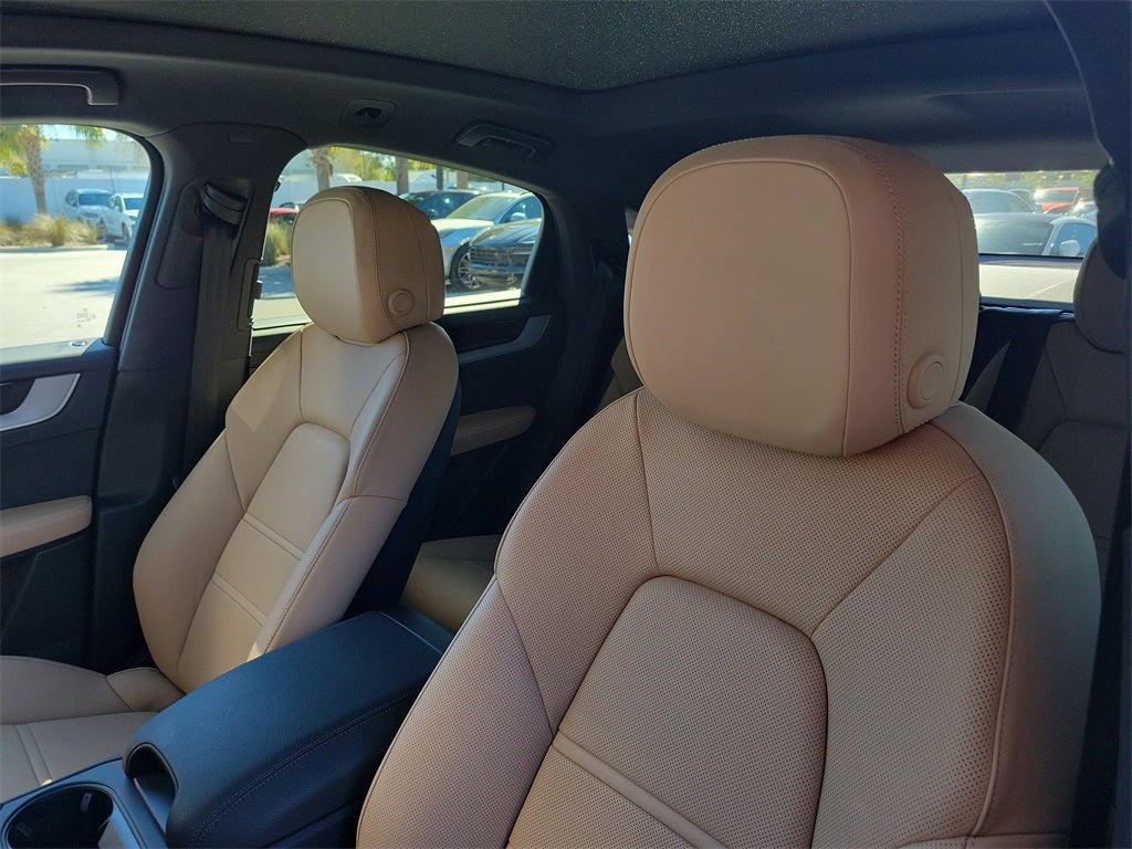 2026 Porsche Cayenne Coupe Base