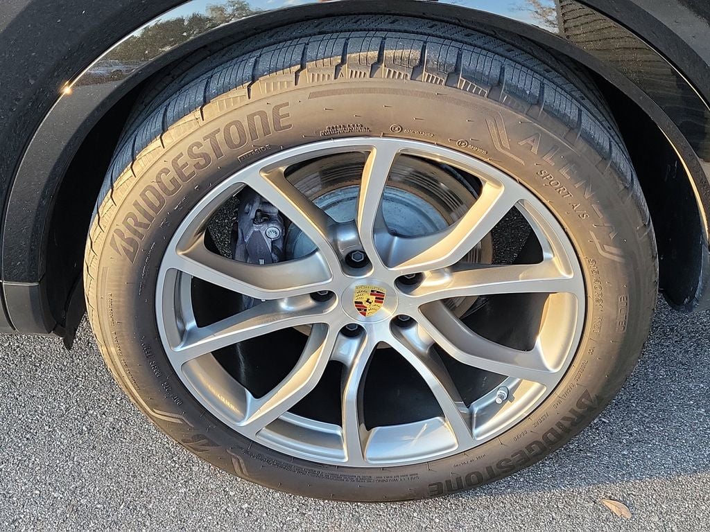 2024 Porsche Cayenne Coupe Base