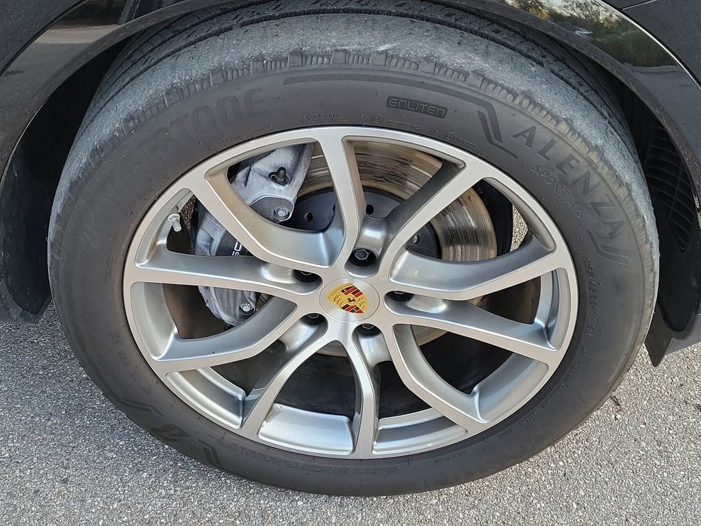 2024 Porsche Cayenne Coupe Base