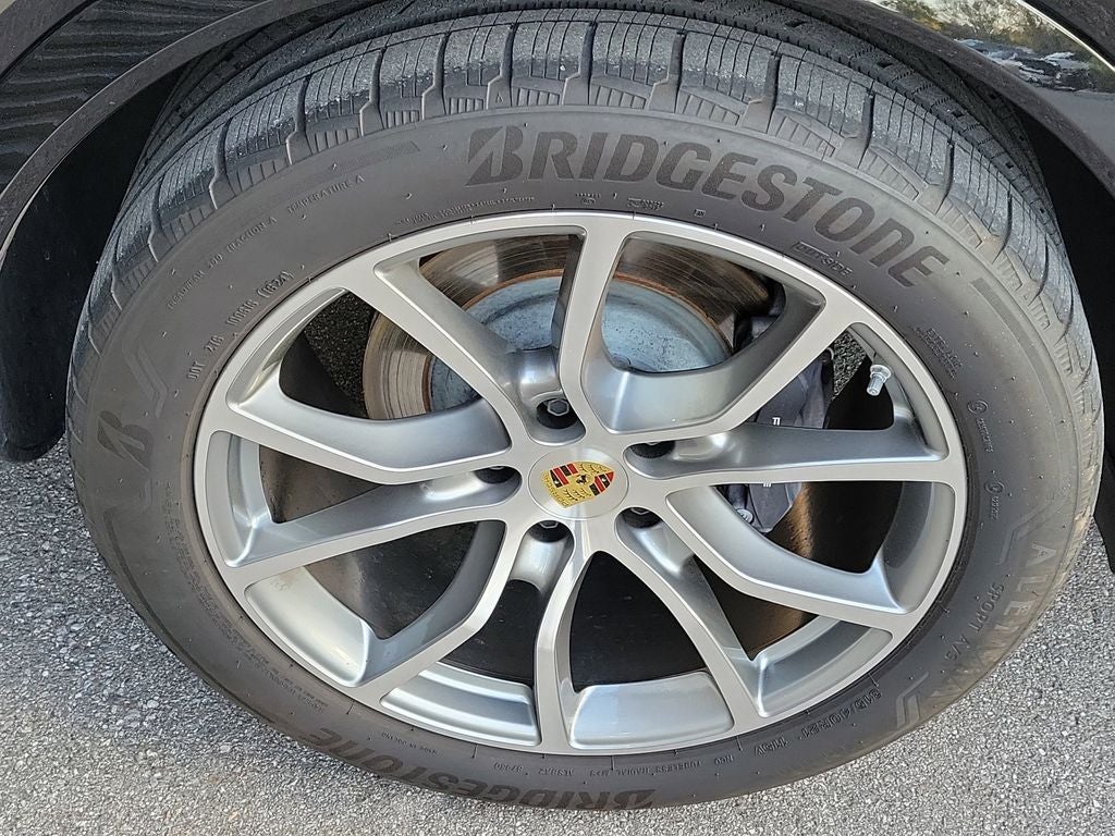 2024 Porsche Cayenne Coupe Base