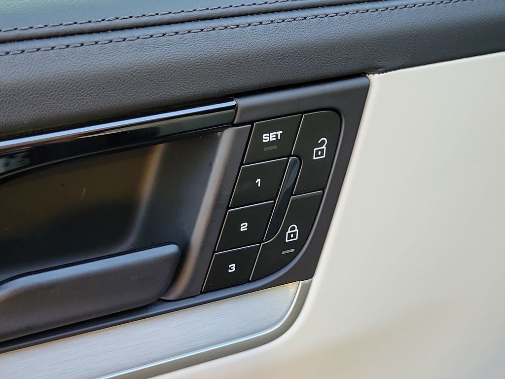 2024 Porsche Cayenne Coupe Base