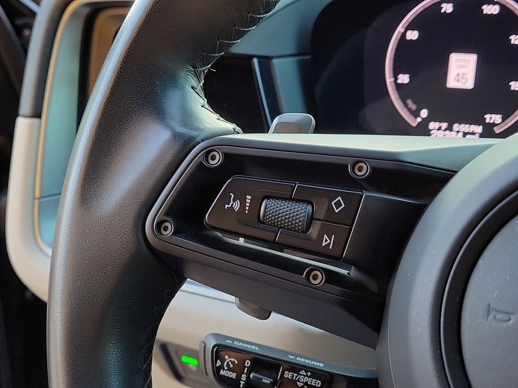 2024 Porsche Cayenne Coupe Base