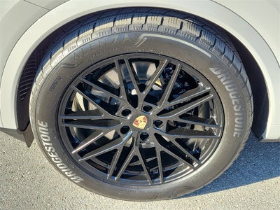 2025 Porsche Cayenne Coupe Base