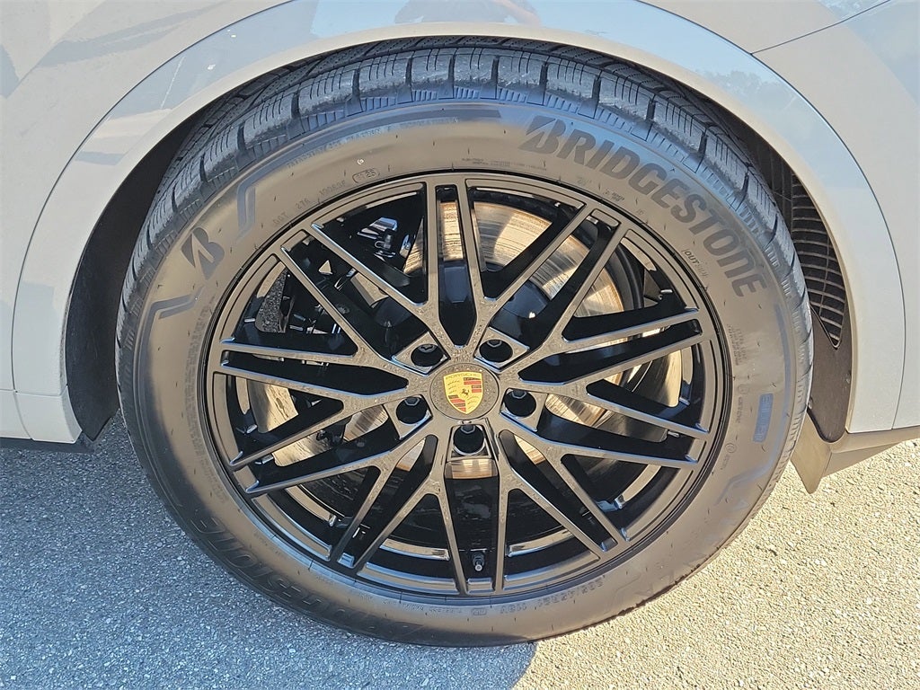 2025 Porsche Cayenne Coupe Base