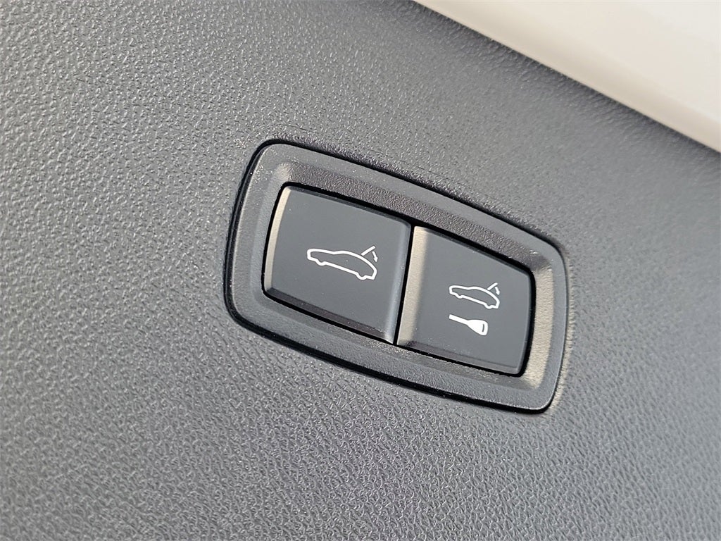 2025 Porsche Cayenne Coupe Base