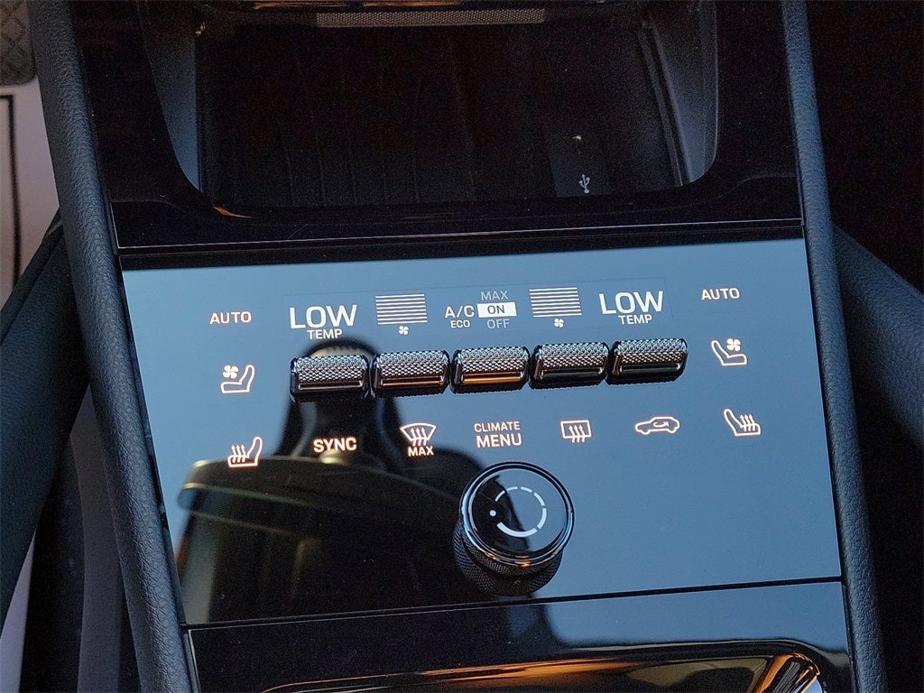 2025 Porsche Cayenne Coupe Base