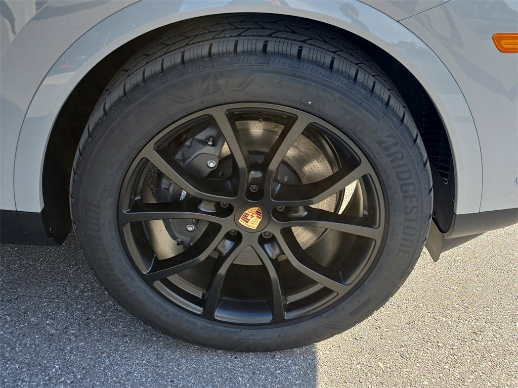 2026 Porsche Cayenne Coupe Base