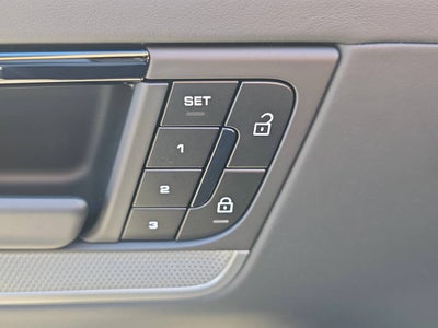 2026 Porsche Cayenne Coupe Base