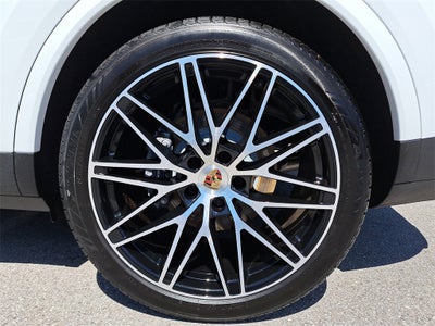 2025 Porsche Cayenne Coupe Base