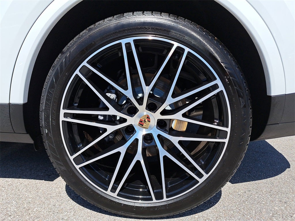 2025 Porsche Cayenne Coupe Base