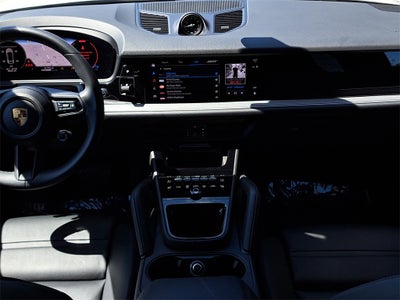 2025 Porsche Cayenne Coupe Base