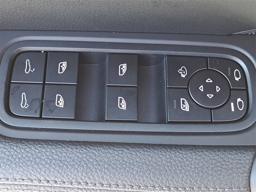 2025 Porsche Cayenne Coupe Base