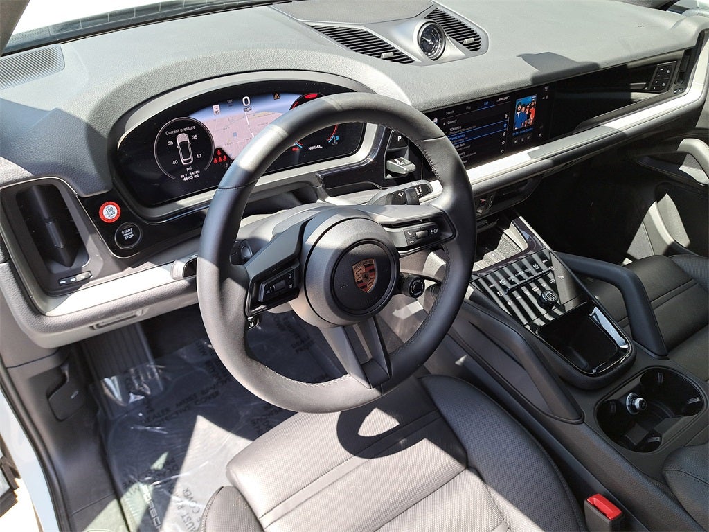 2025 Porsche Cayenne Coupe Base