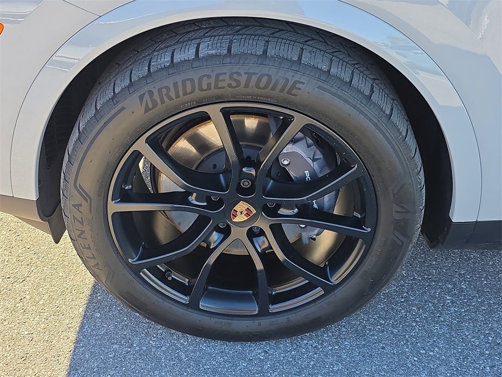 2025 Porsche Cayenne Coupe Base