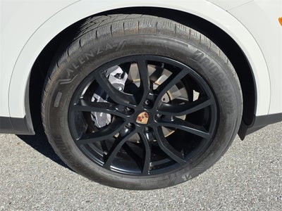 2025 Porsche Cayenne Coupe Base