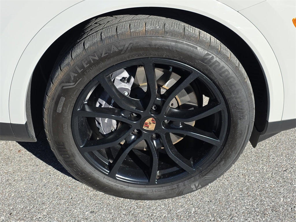 2025 Porsche Cayenne Coupe Base
