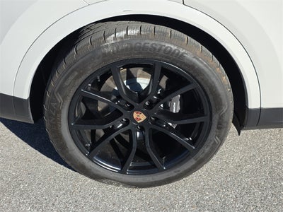 2025 Porsche Cayenne Coupe Base