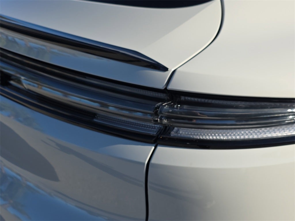 2025 Porsche Cayenne Coupe Base