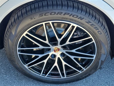 2025 Porsche Cayenne Coupe Base