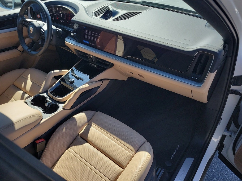 2025 Porsche Cayenne Coupe Base