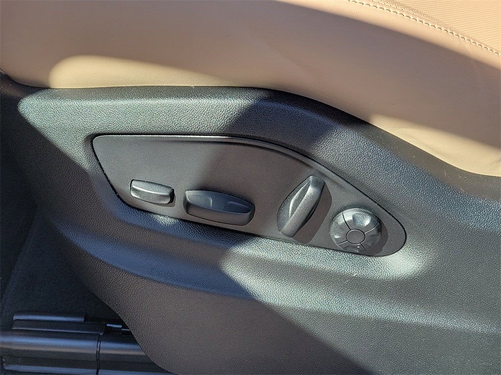 2025 Porsche Cayenne Coupe Base