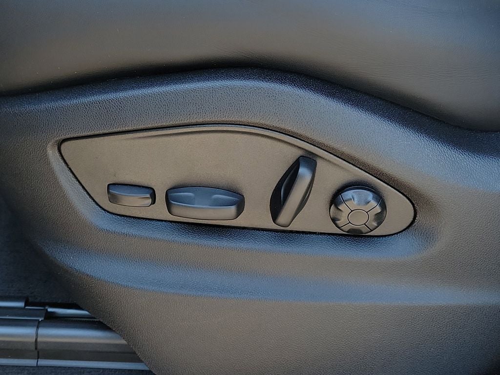 2026 Porsche Cayenne Coupe Base