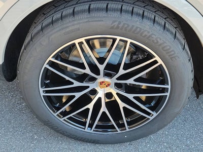 2026 Porsche Cayenne Coupe Base