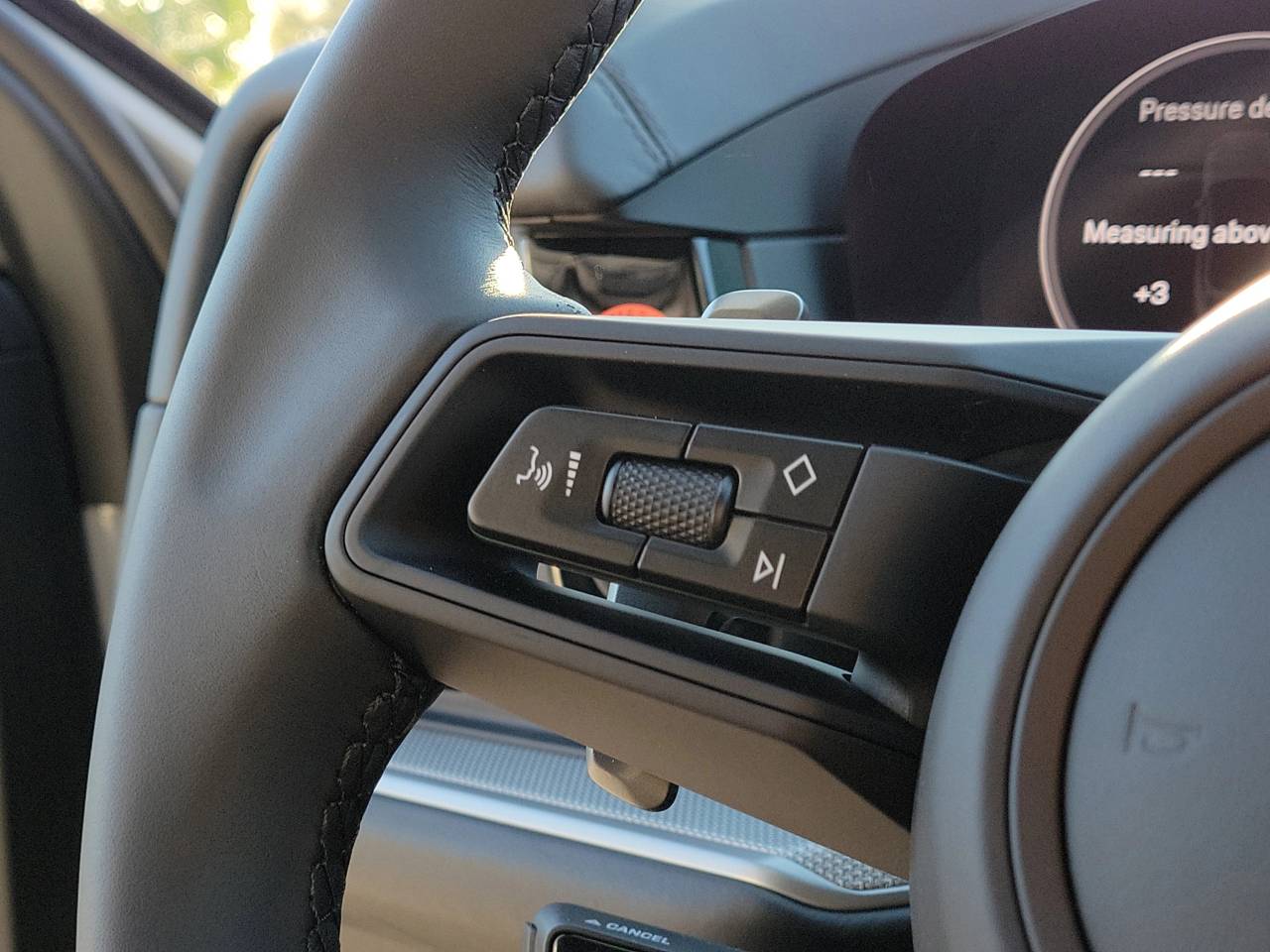 2026 Porsche Cayenne Coupe Base