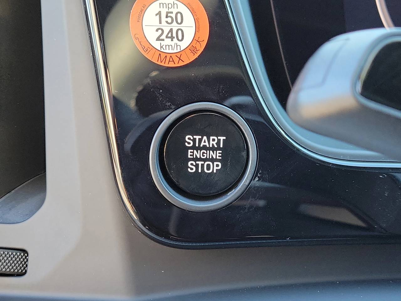 2026 Porsche Cayenne Coupe Base