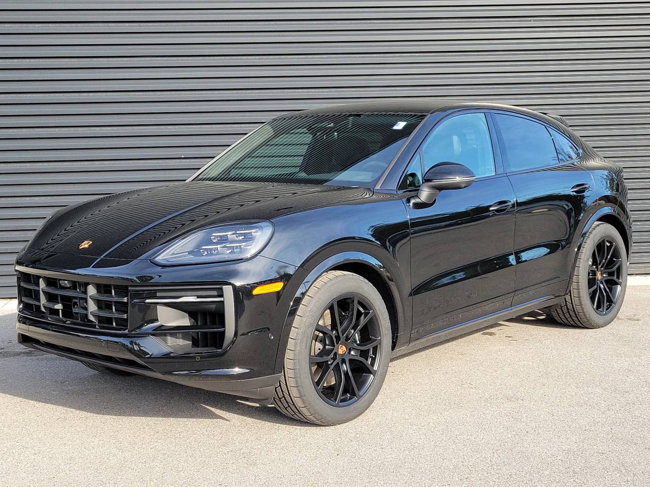 2026 Porsche Cayenne Coupe Base