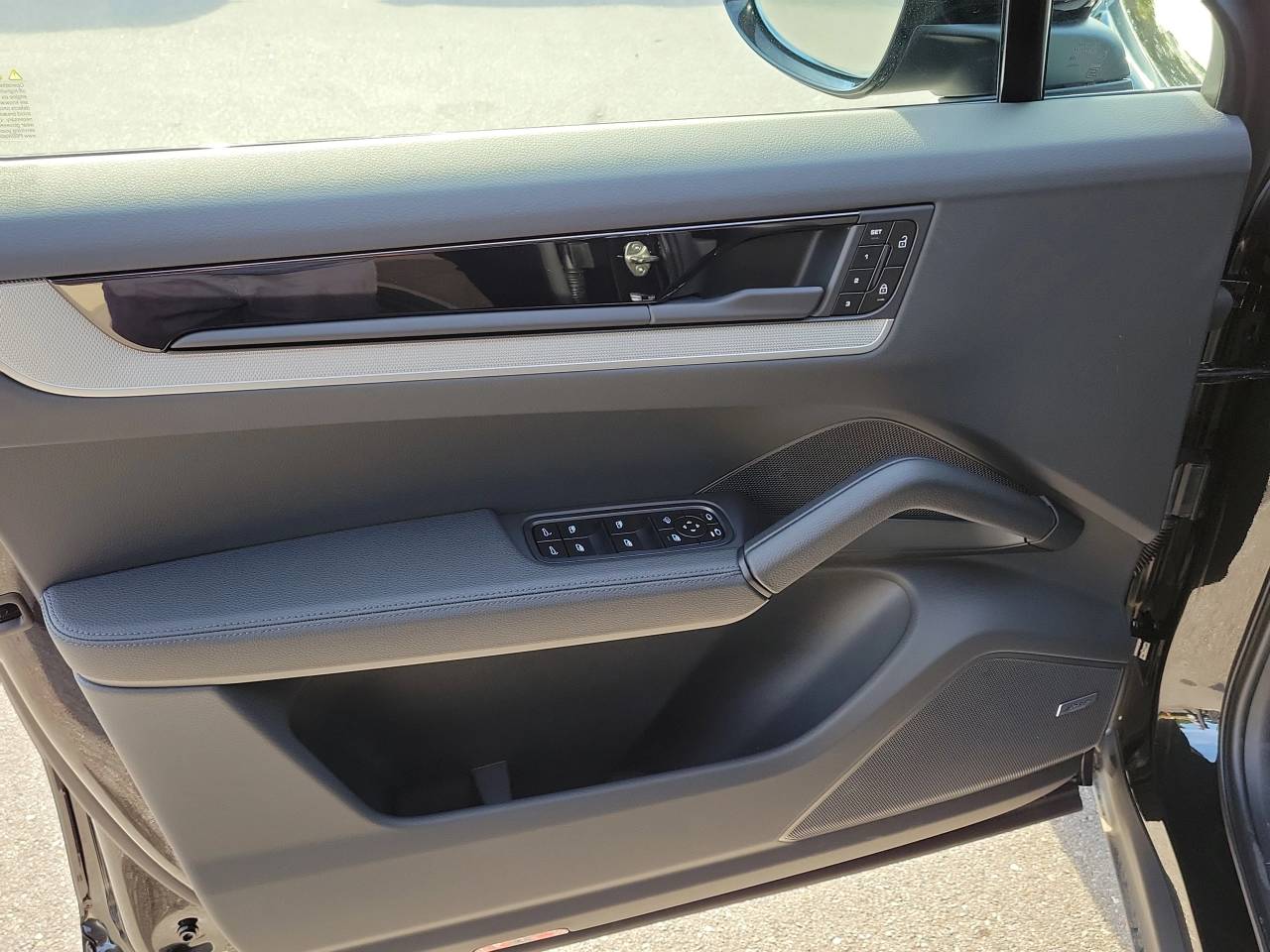 2026 Porsche Cayenne Coupe Base