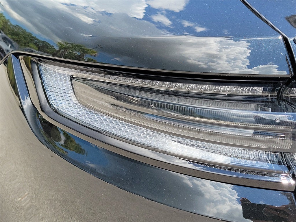 2026 Porsche Cayenne Coupe Base