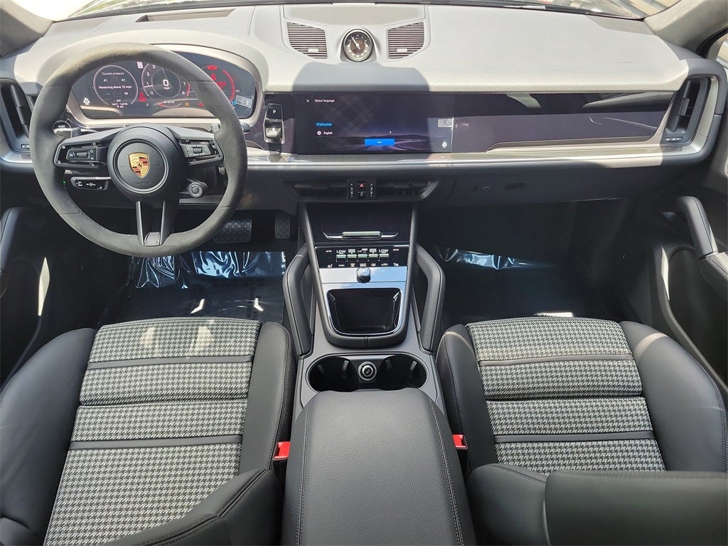 2026 Porsche Cayenne Coupe Base