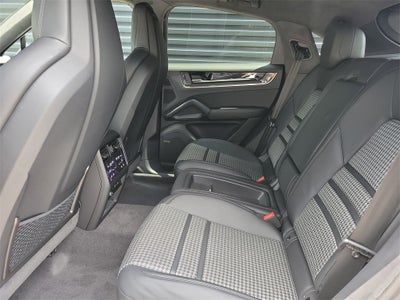2026 Porsche Cayenne Coupe Base