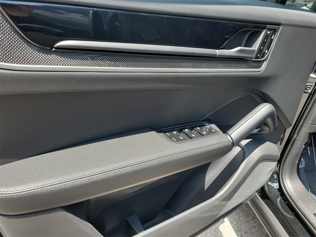 2026 Porsche Cayenne Coupe Base