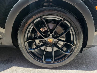 2026 Porsche Cayenne Coupe Base