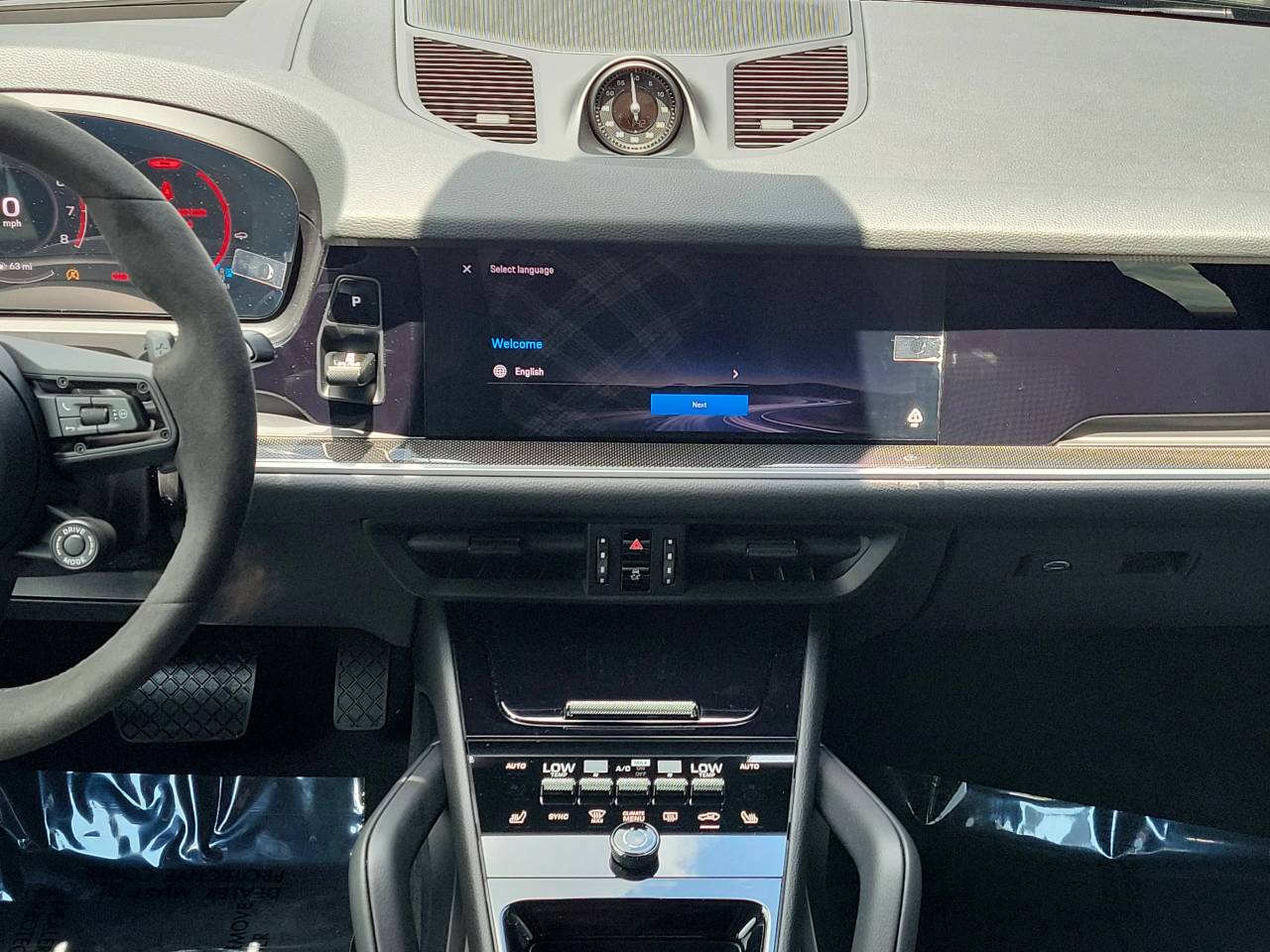 2026 Porsche Cayenne Coupe Base