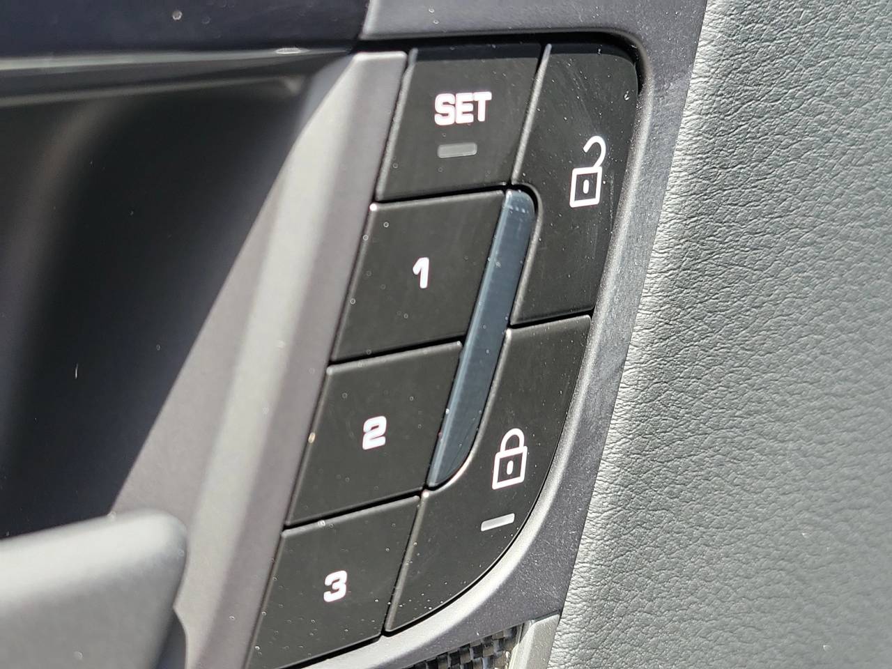 2026 Porsche Cayenne Coupe Base