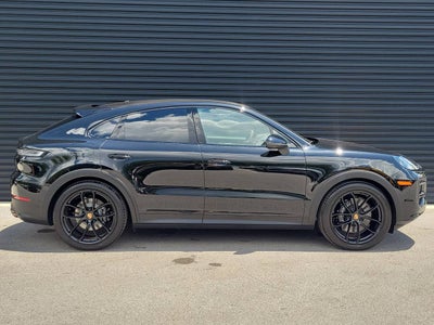 2026 Porsche Cayenne Coupe Base